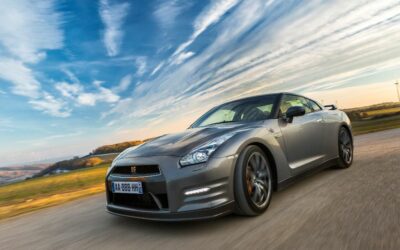 Nissan GT-R 2013 Premium, Black et Track Pack Edition