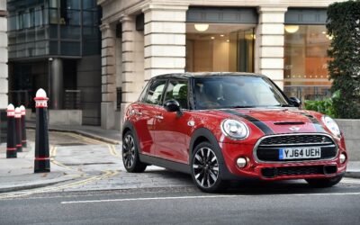 La MINI Cooper cinq portes, valeur sûre 2015