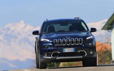 Le Jeep Cherokee affiche sa puissance