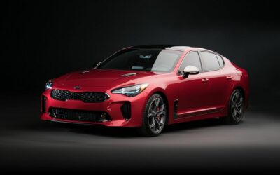 Kia dévoile sa nouvelle berline coupé Stinger au Salon de Genève